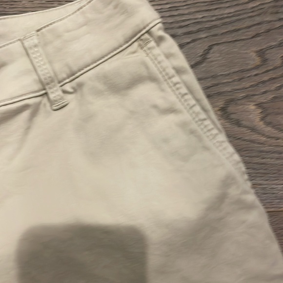 Tommy Bahama Shorts - Picture 3 of 5